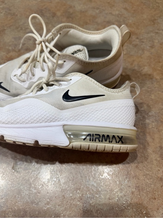 Nike Shoes - Women’s Nike Air Max Sequent 4.5 sneakers. Size 8.5